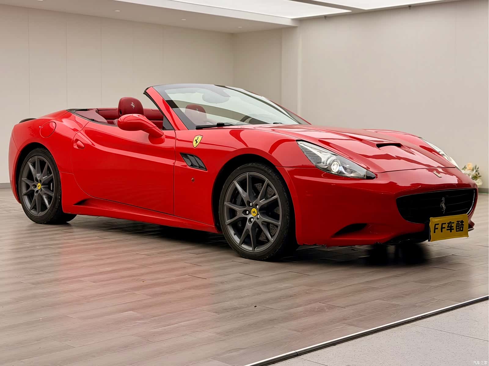 Ferrari California, 2011 4