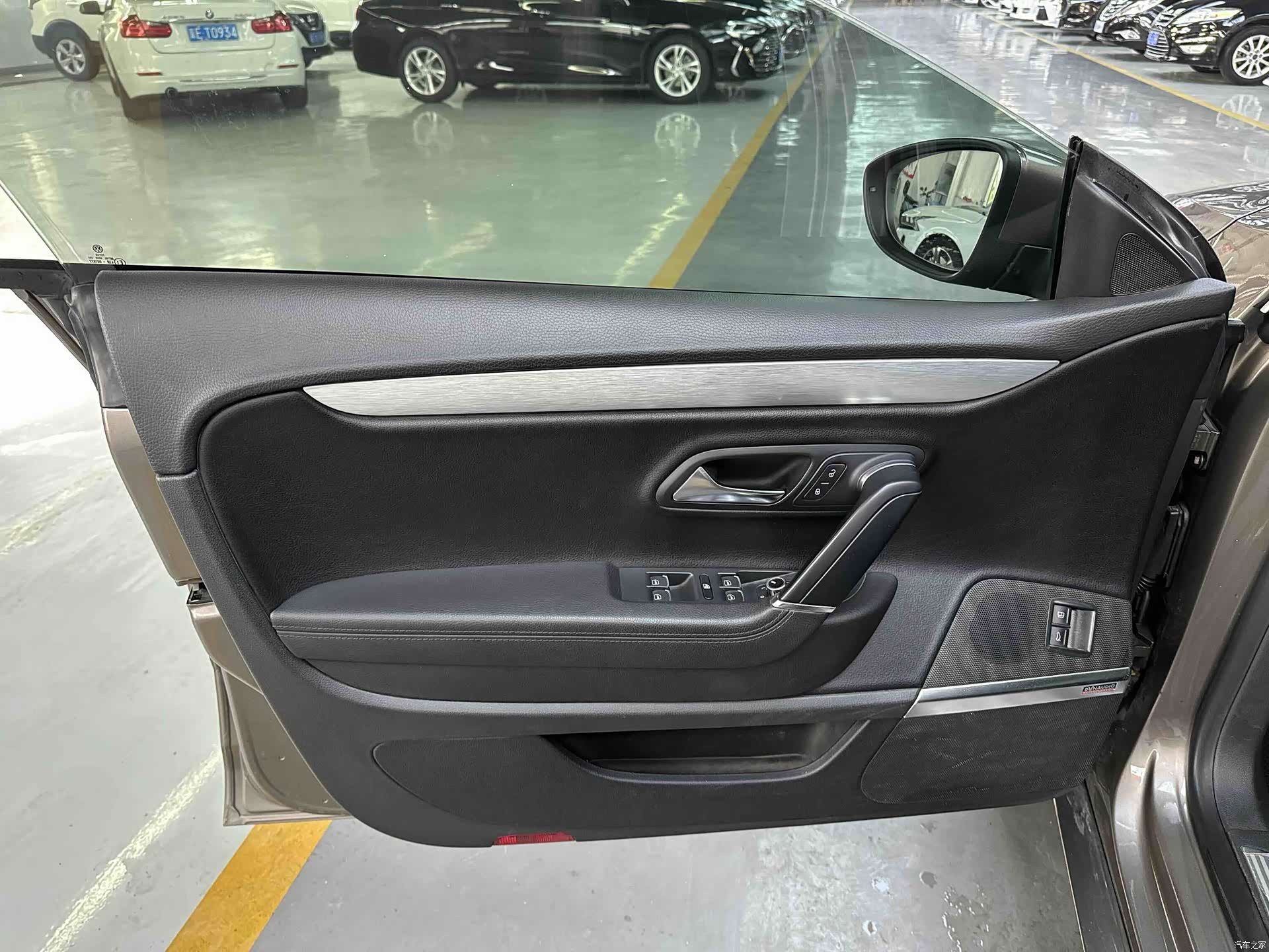 Volkswagen CC, 2012 16