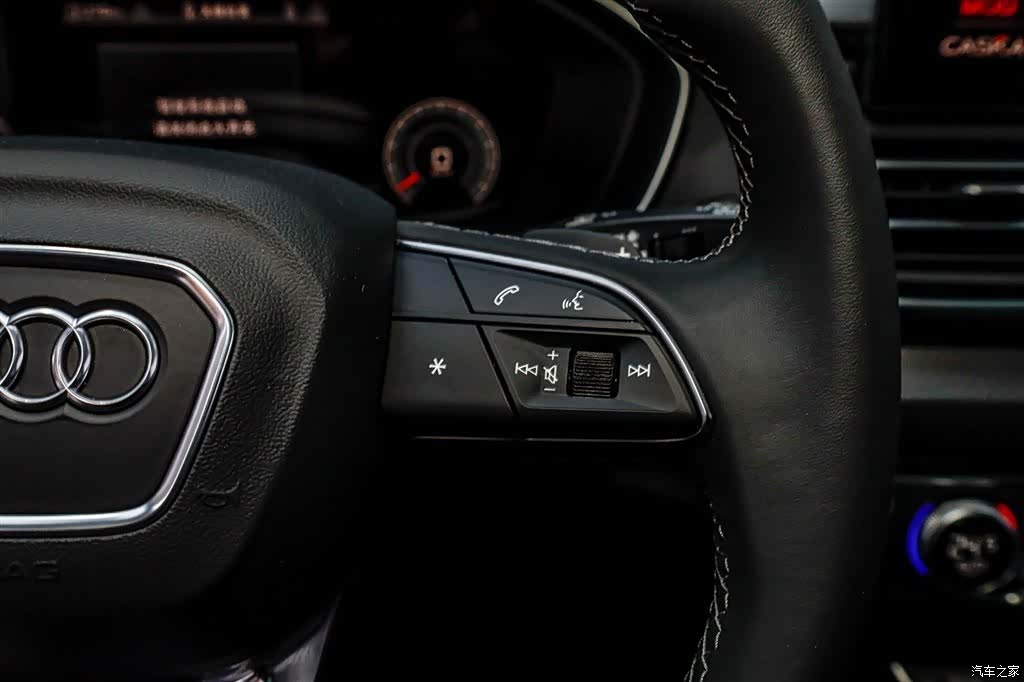 Audi Q5L, 2024 29