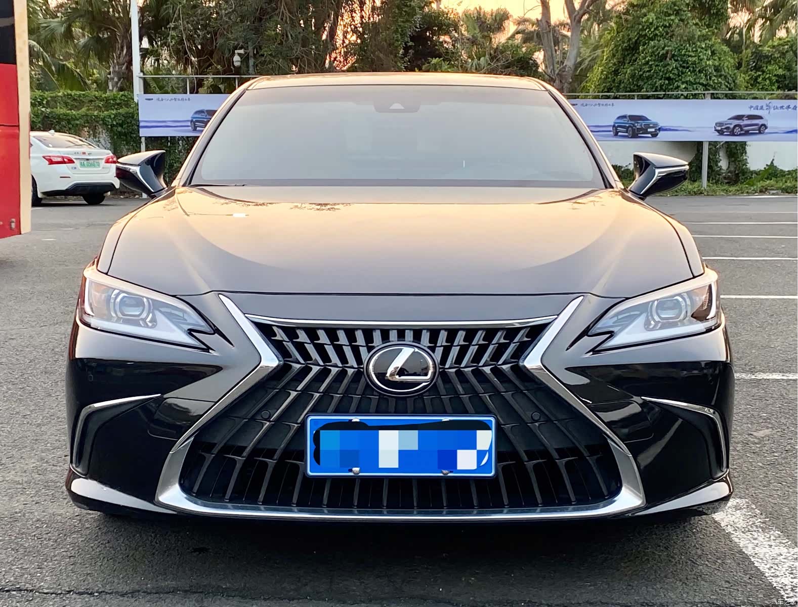 Lexus ES, 2023 2