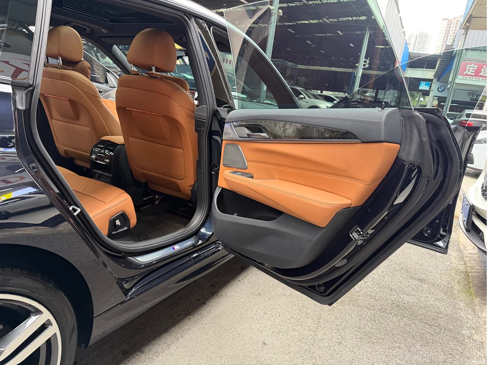 BMW 6 Series GT, 2023 24