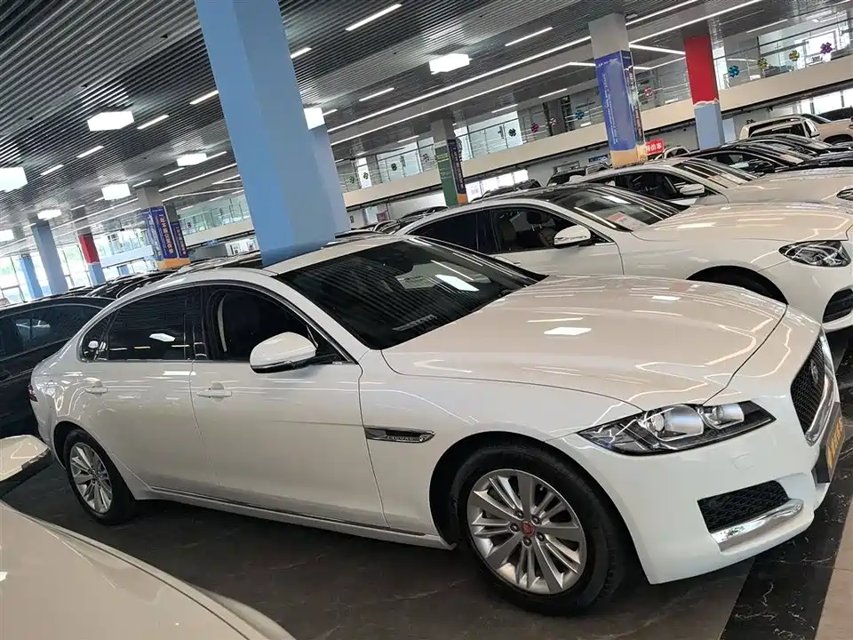Jaguar XFL Jaguar XFL
