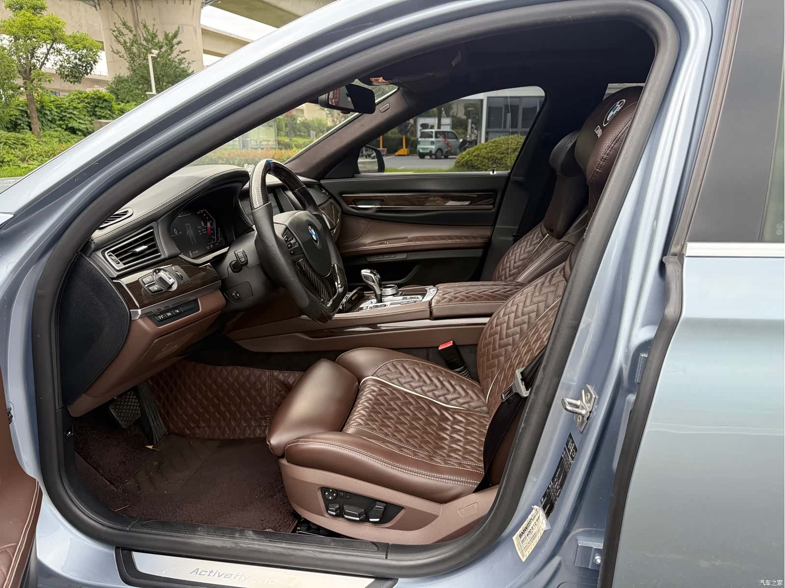 BMW 7 Series, 2011 10
