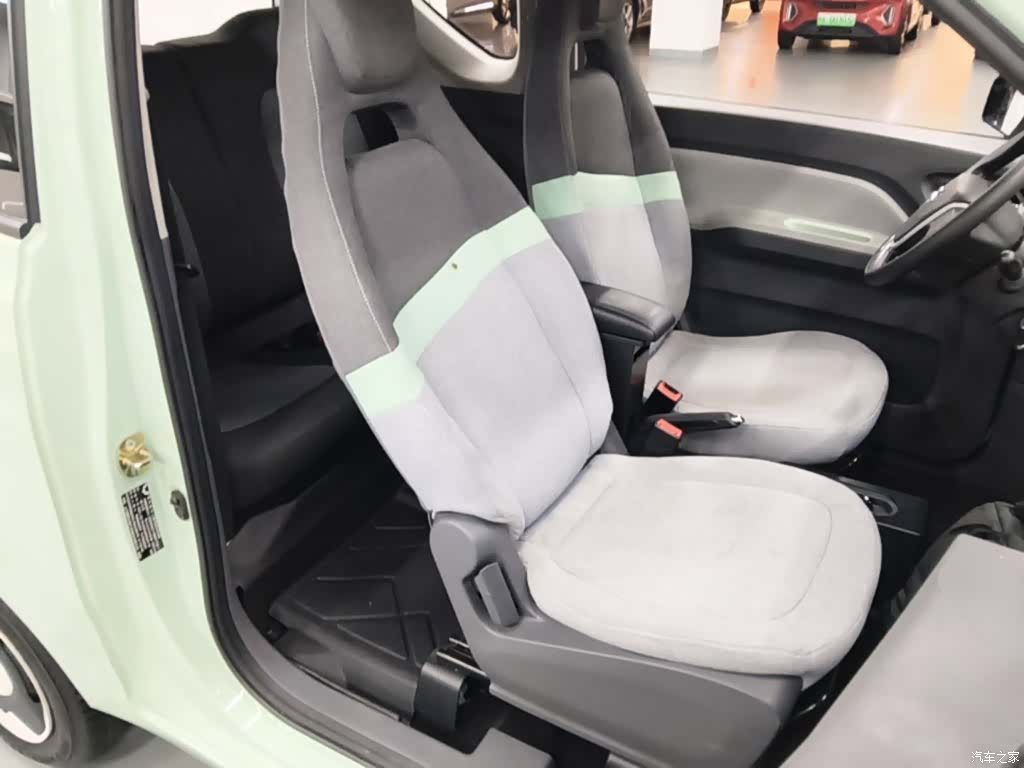 Wuling MINIEV, 2021 19