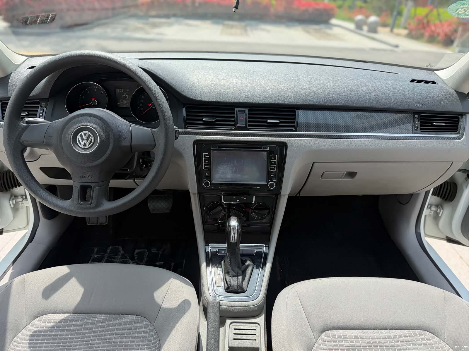 Volkswagen Bora, 2014 9