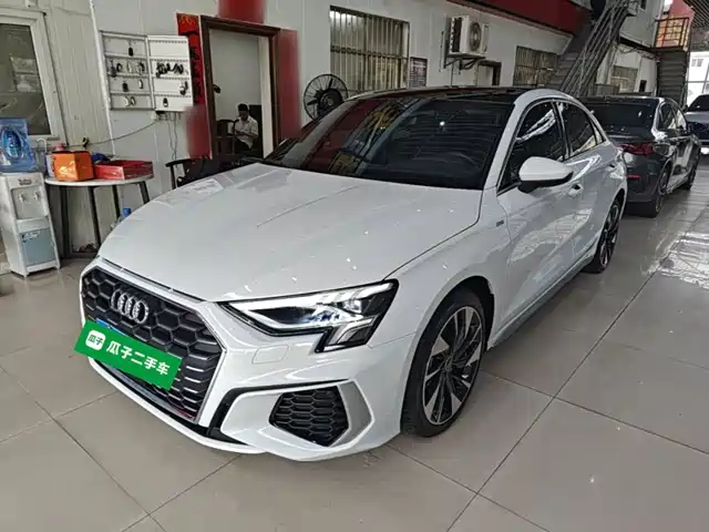 Audi A3 2022 — купить из Китая под заказ