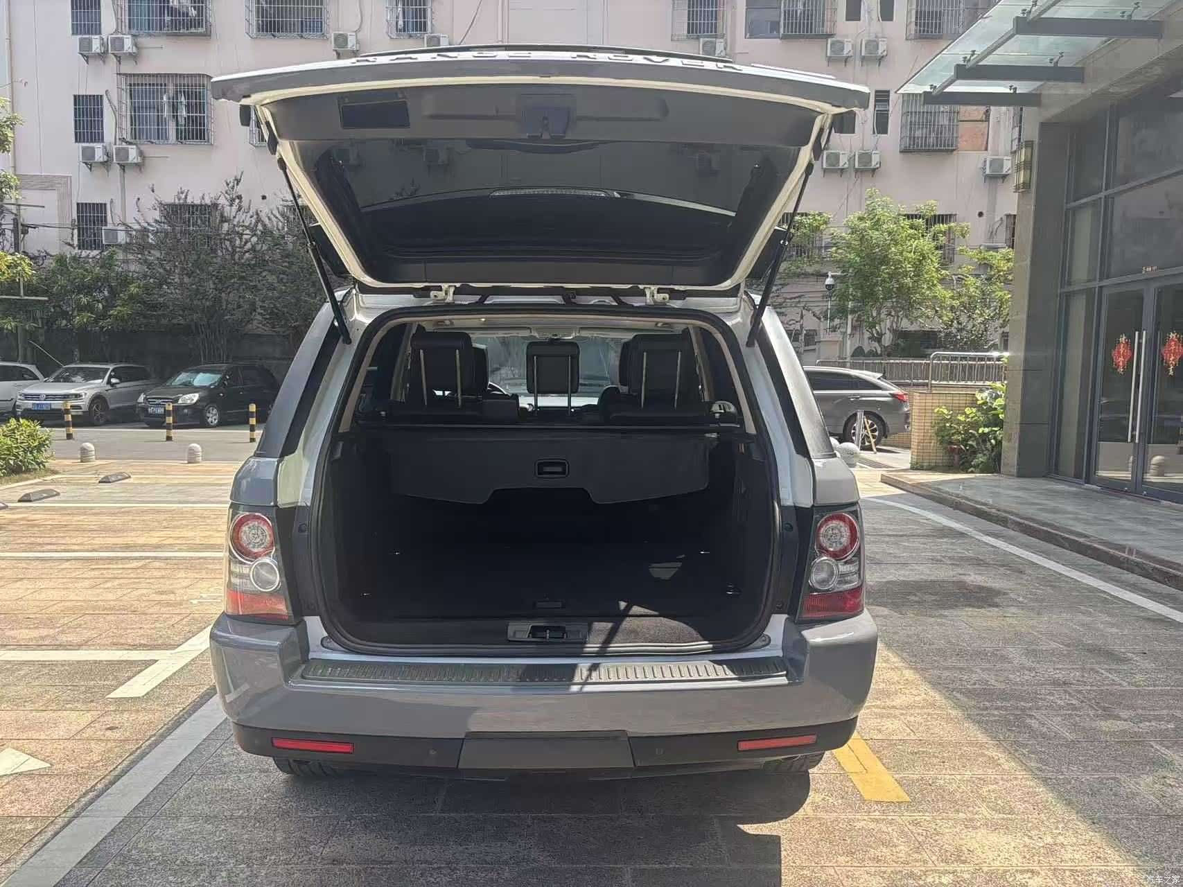 Land Rover Range Rover, 2011 18