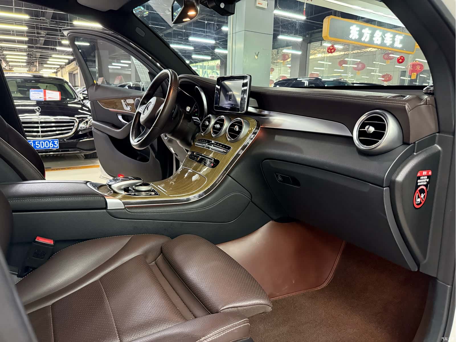 Mercedes-Benz GLC, 2019 17