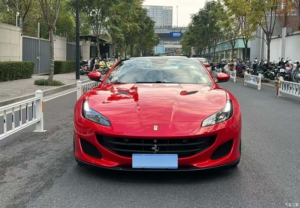 Ferrari Portofino, 2019 2