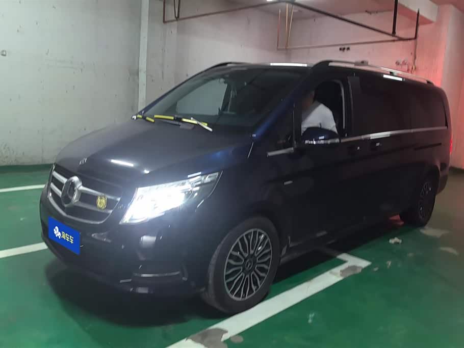 Mercedes-Benz V-class