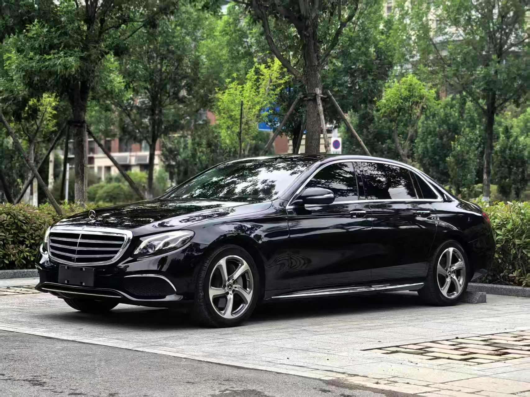 Mercedes-Benz E-Class, 2019 1