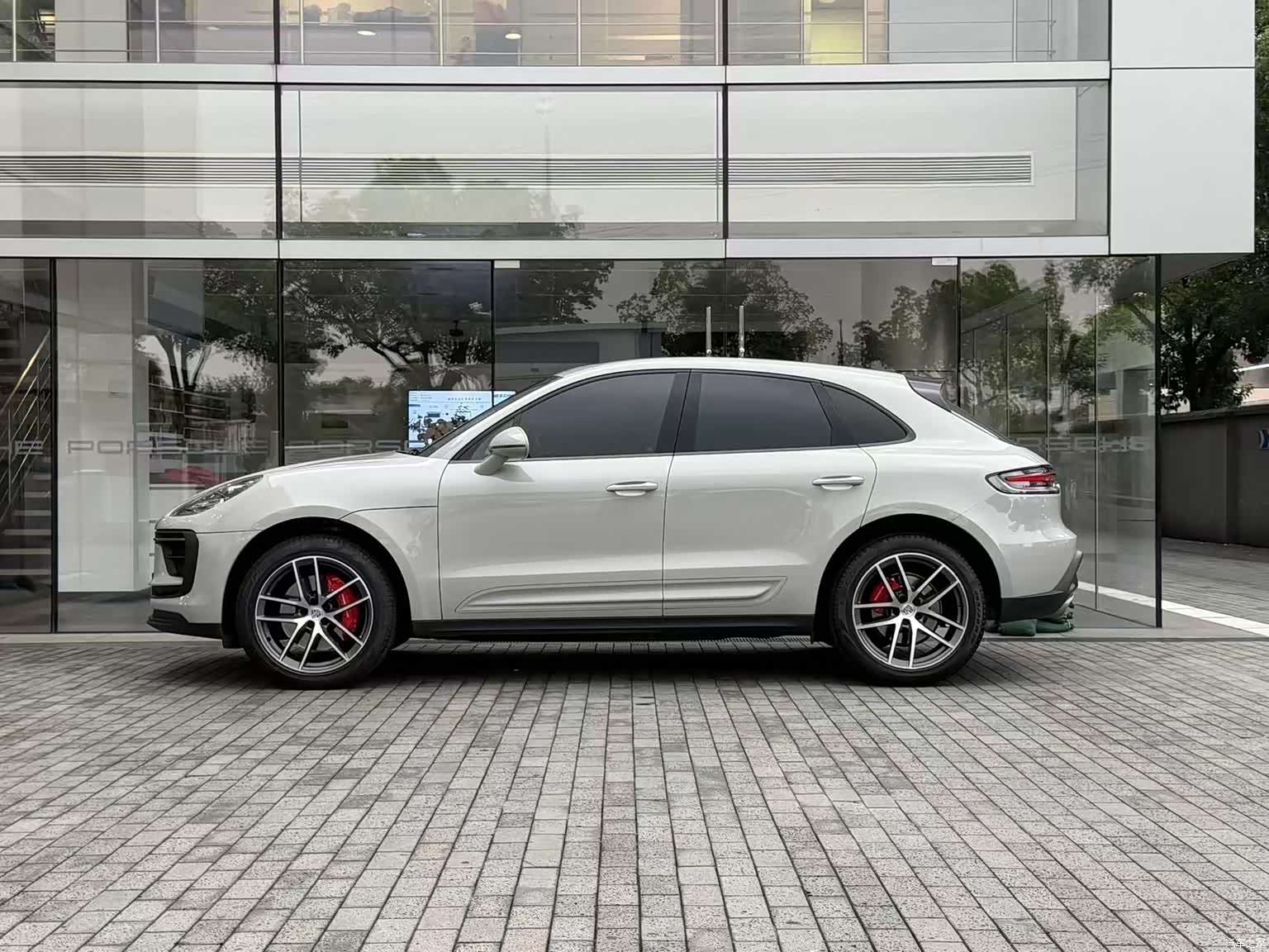 Porsche Macan, 2022 2