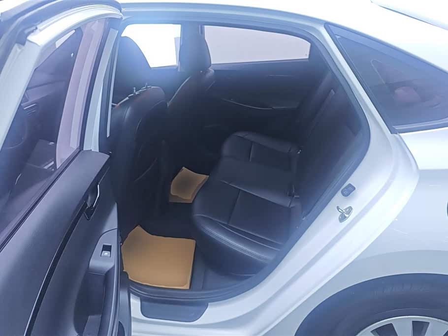 Hyundai Yuedong