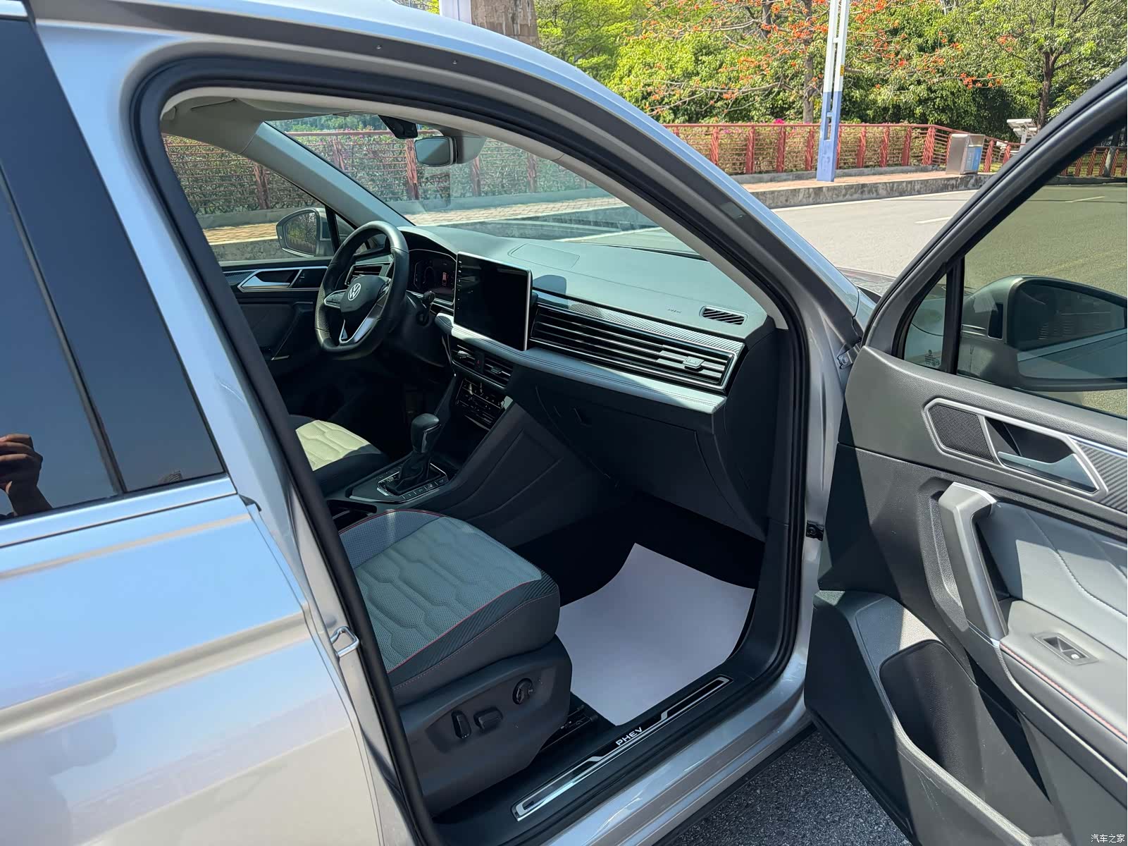 Volkswagen Tiguan L, 2022 23