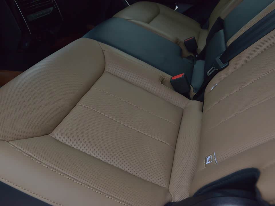 Land Rover Range Rover Sport Land Rover Range Rover Sport