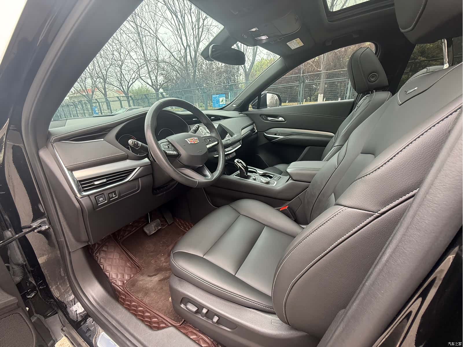 Cadillac XT4, 2021 4