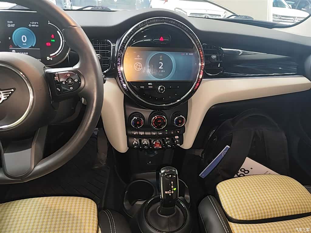 Mini Cooper, 2022 13