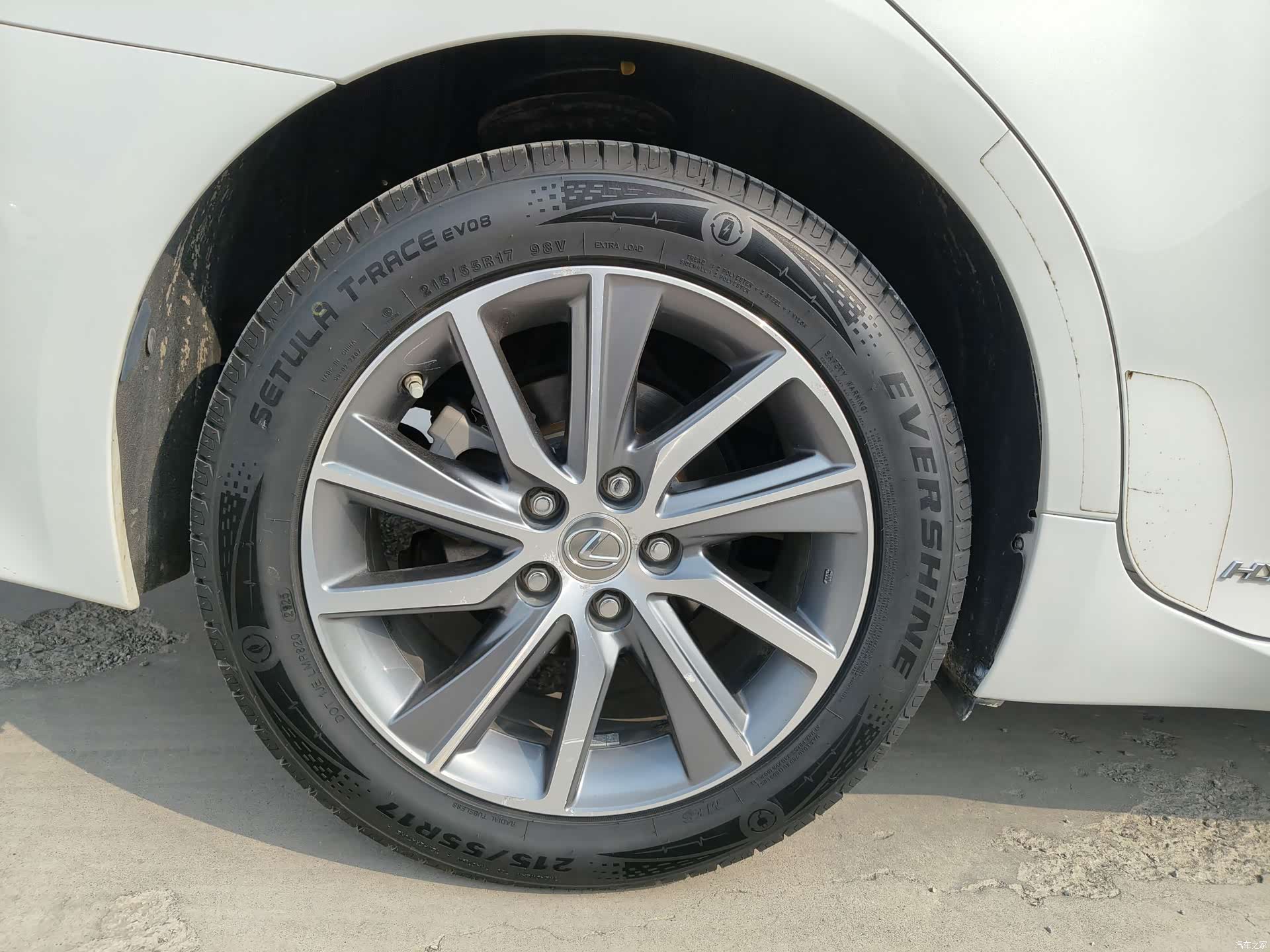 Lexus ES, 2016 15