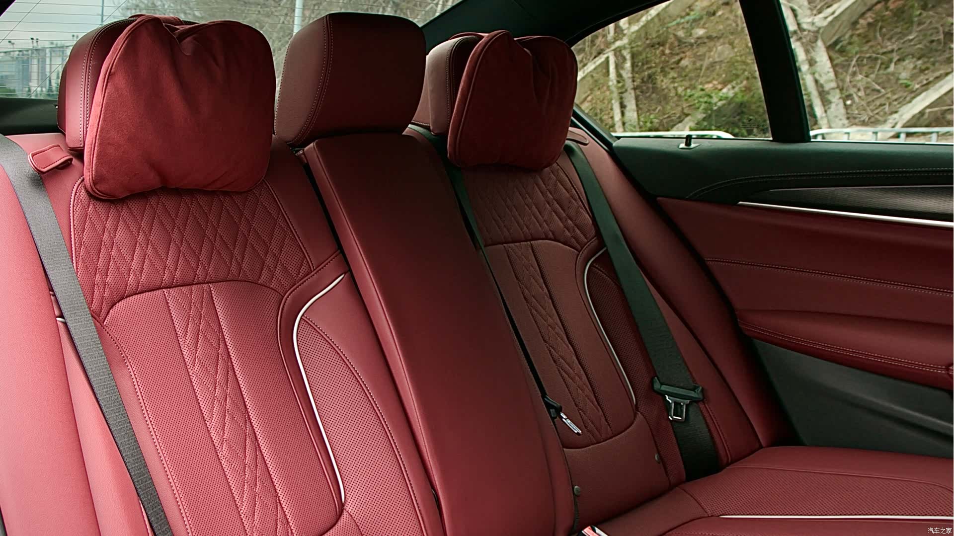 BMW 5 Series, 2022 8
