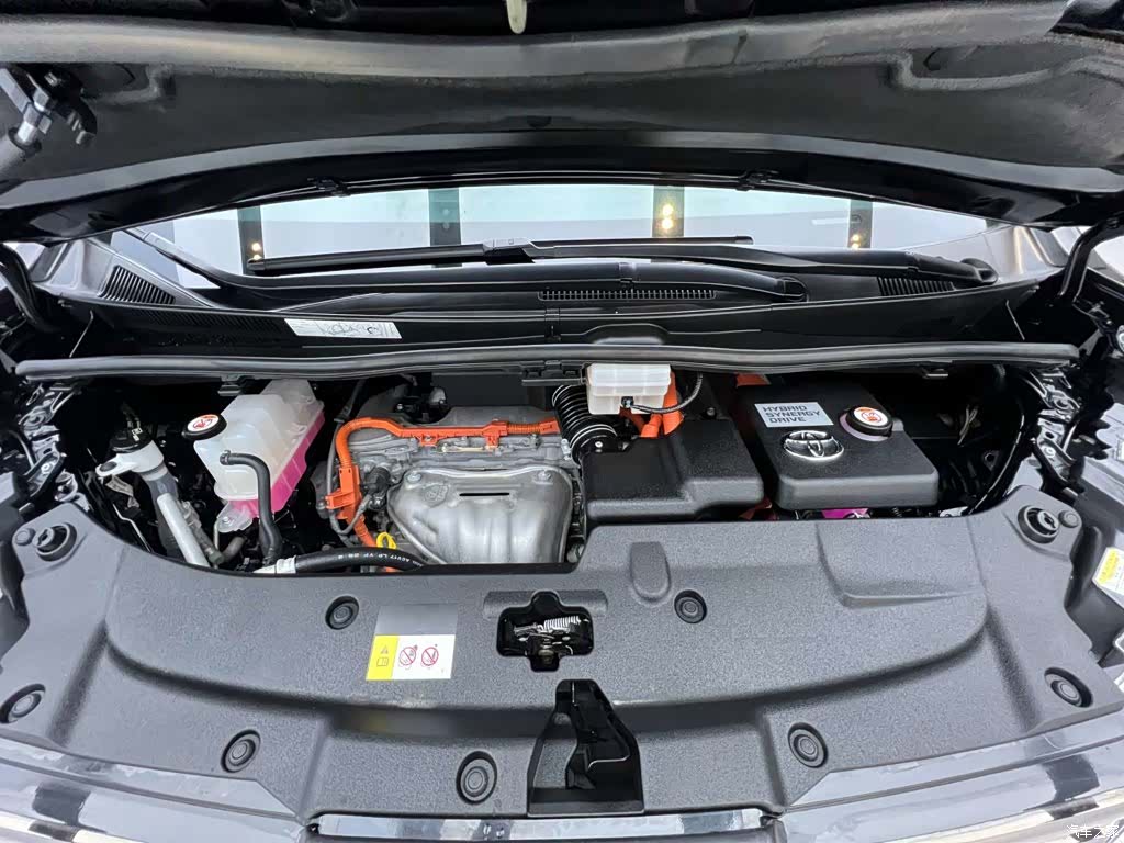 Toyota Vellfire, 2023 6