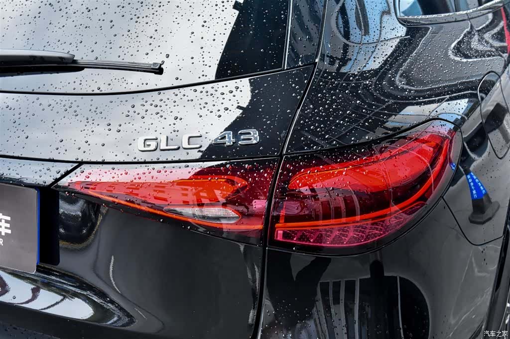 Mercedes-Benz GLC, 2025 11