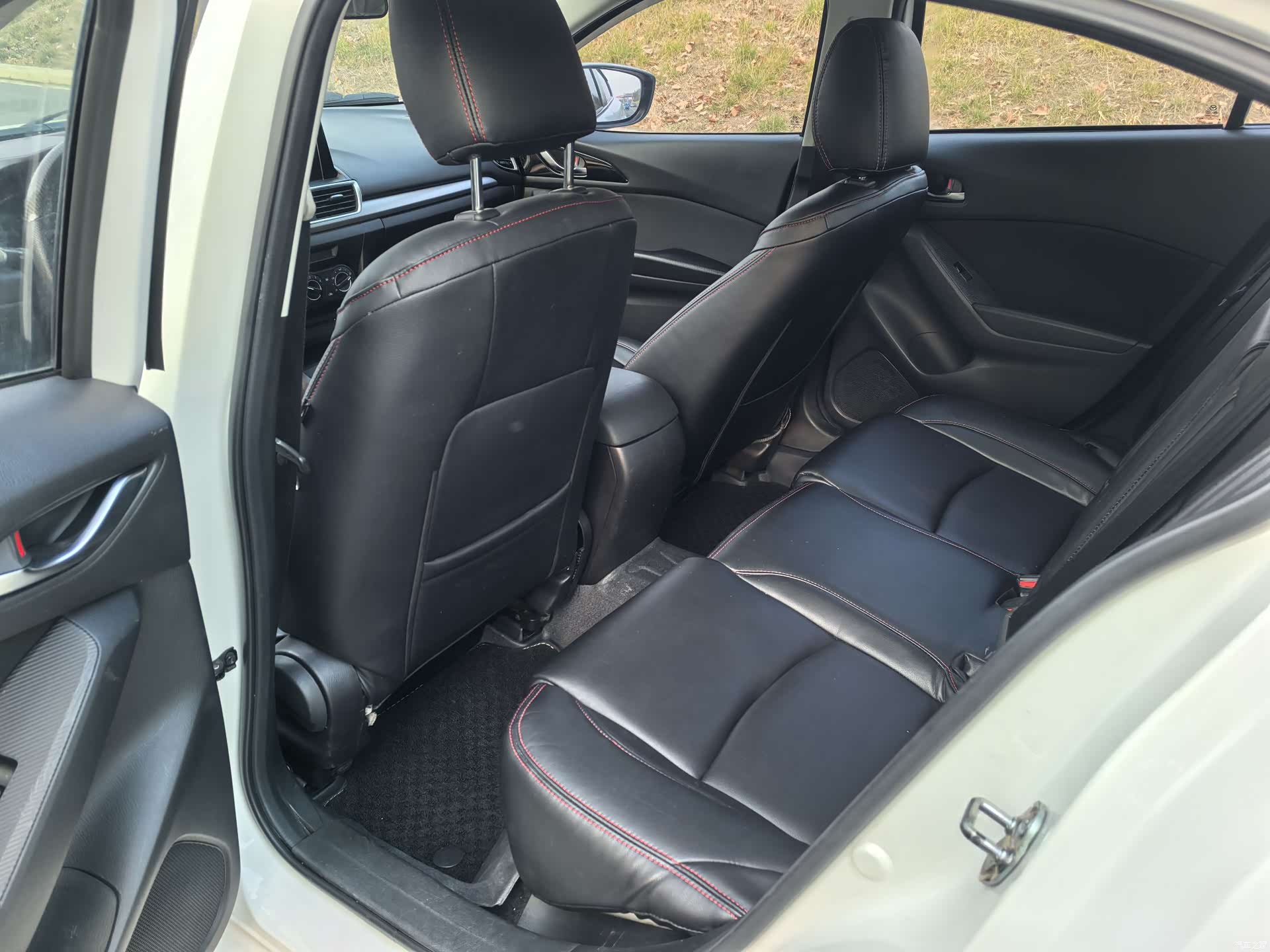 Mazda Mazda3, 2016 все фото