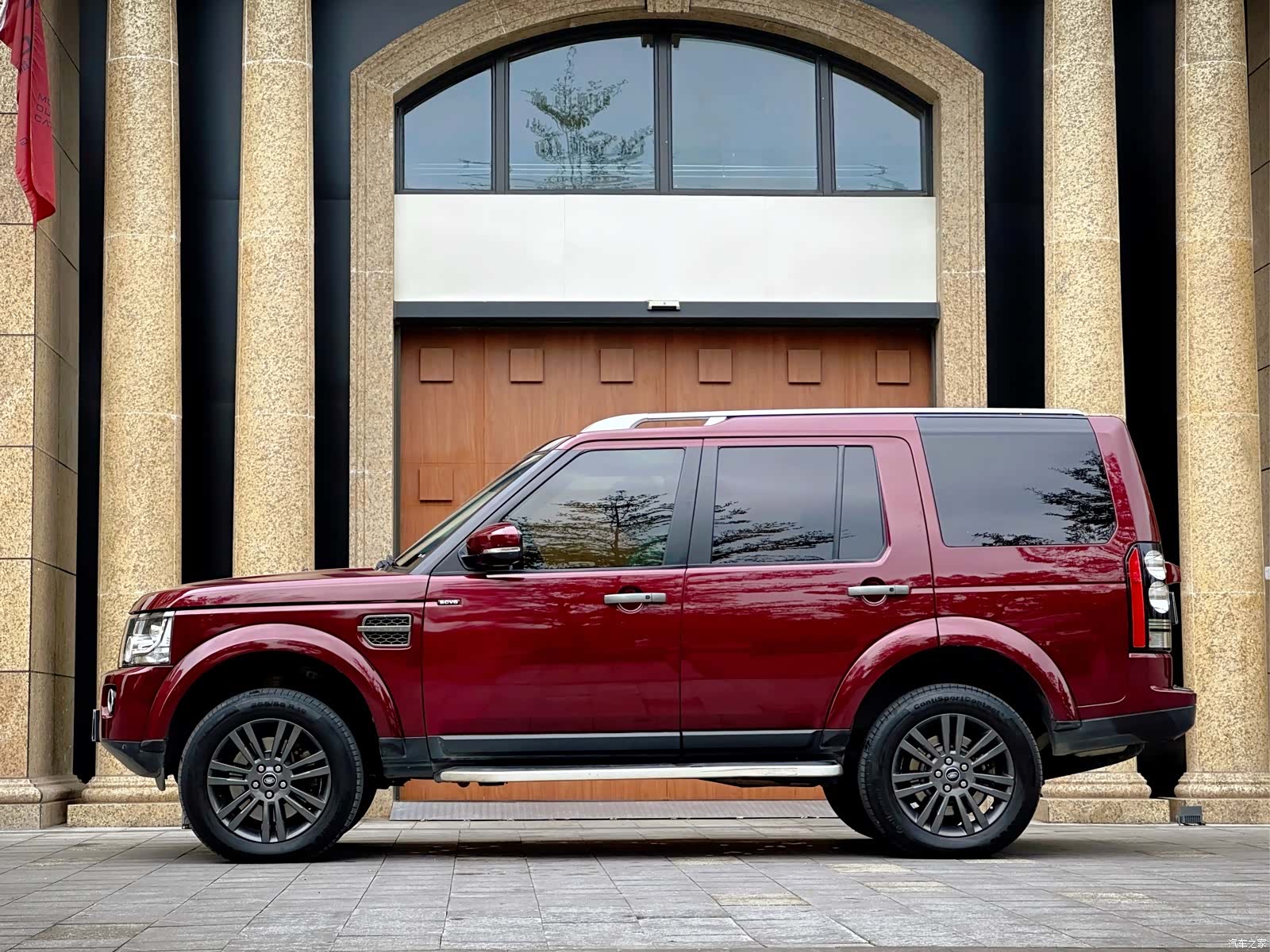 Land Rover Discovery, 2017 3