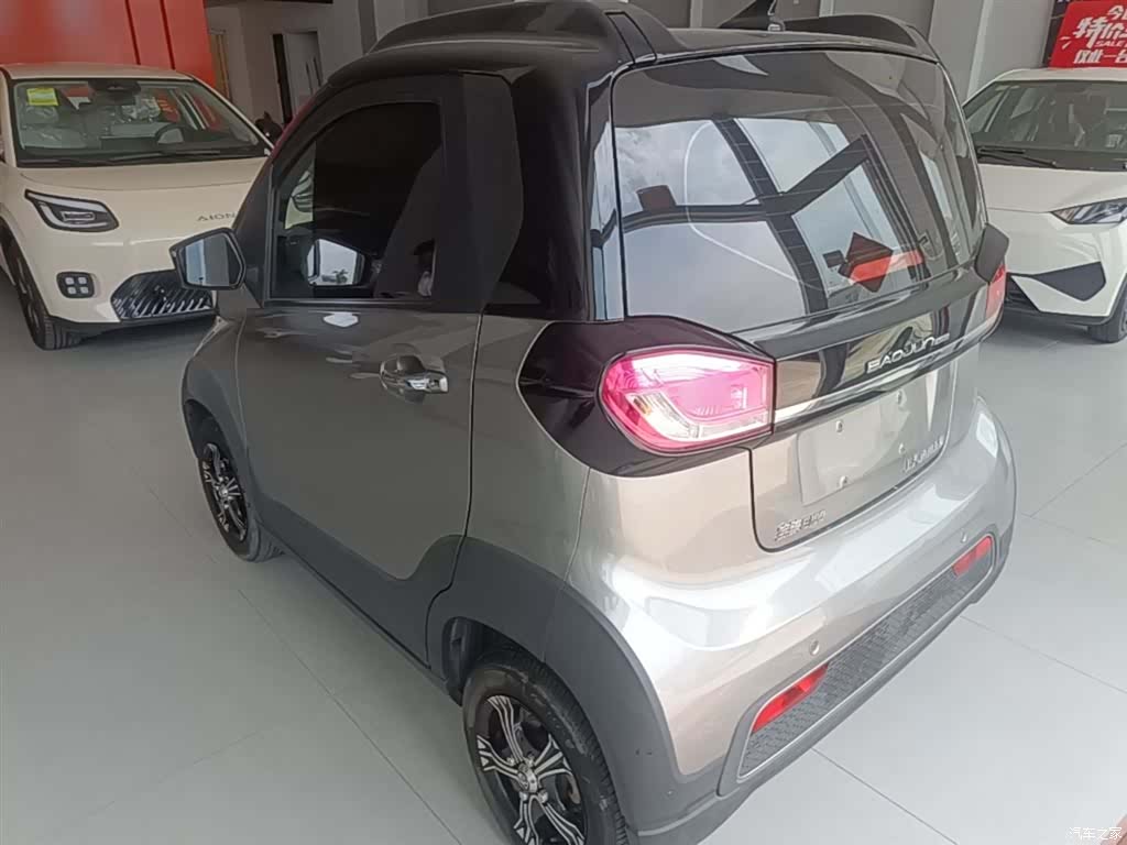 Wuling E100, 2019 все фото