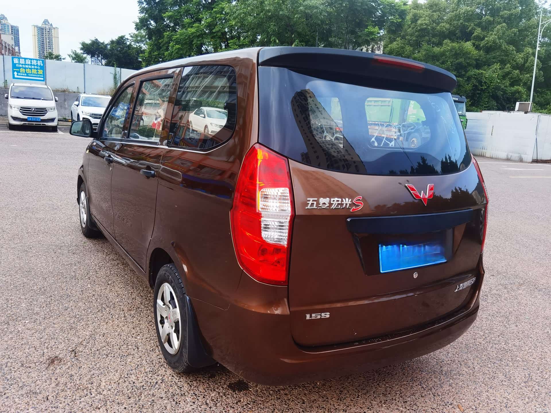 Wuling Hongguang, 2018 все фото