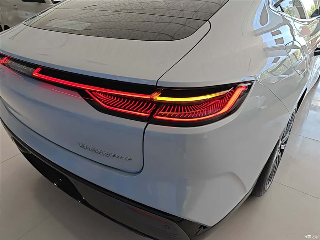 Geely 8, 2026 8