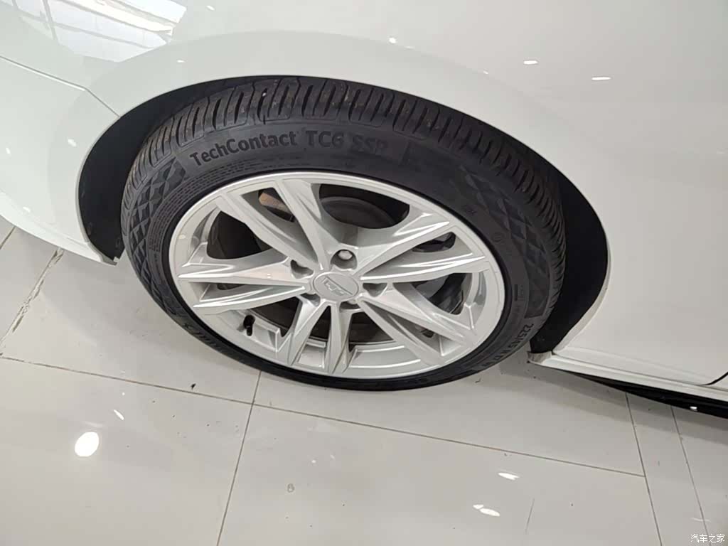 Cadillac CT4, 2021 23
