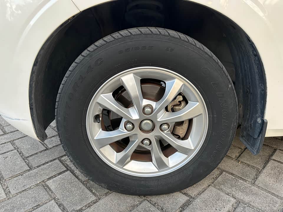 Wuling Wuling Hongguang V