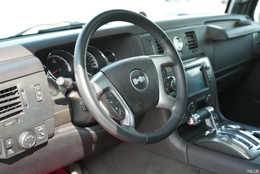 Hummer H2, 2010 18