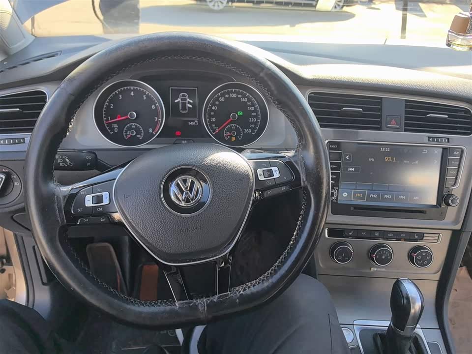 Volkswagen golf