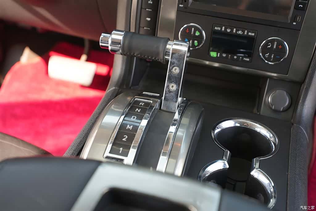 Hummer H2, 2010 21