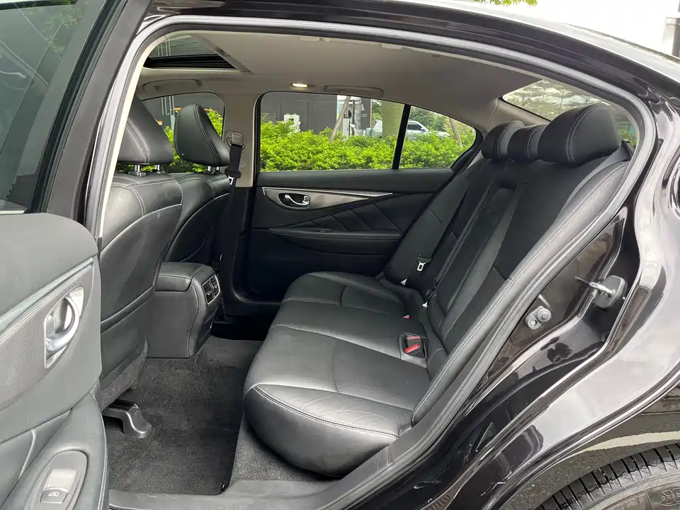 Infiniti Q50L Infiniti Q50L