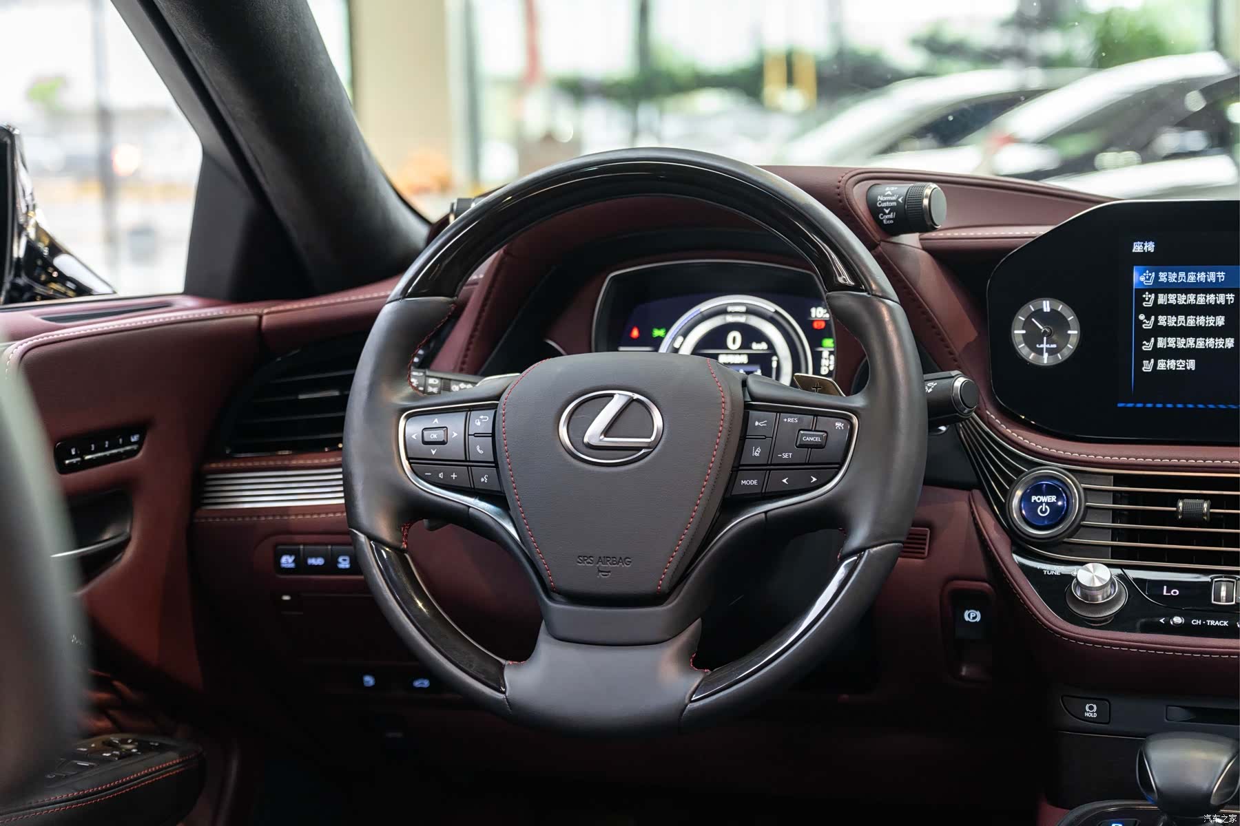 Lexus LS, 2022 14