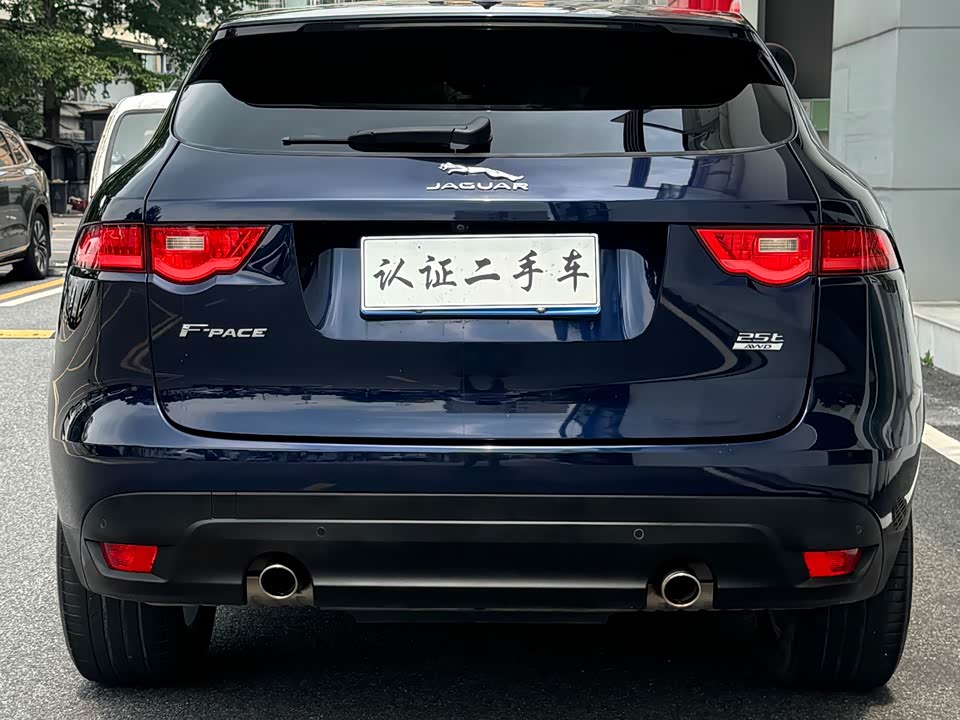 Jaguar F-PACE Jaguar F-PACE
