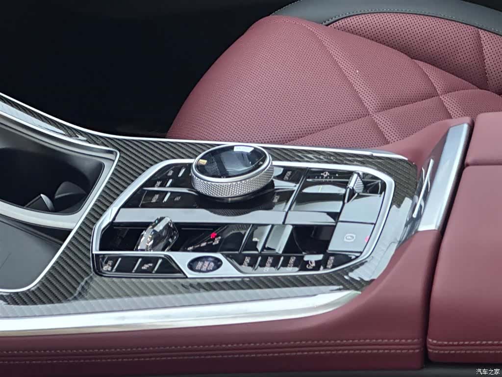 BMW X5, 2025 11