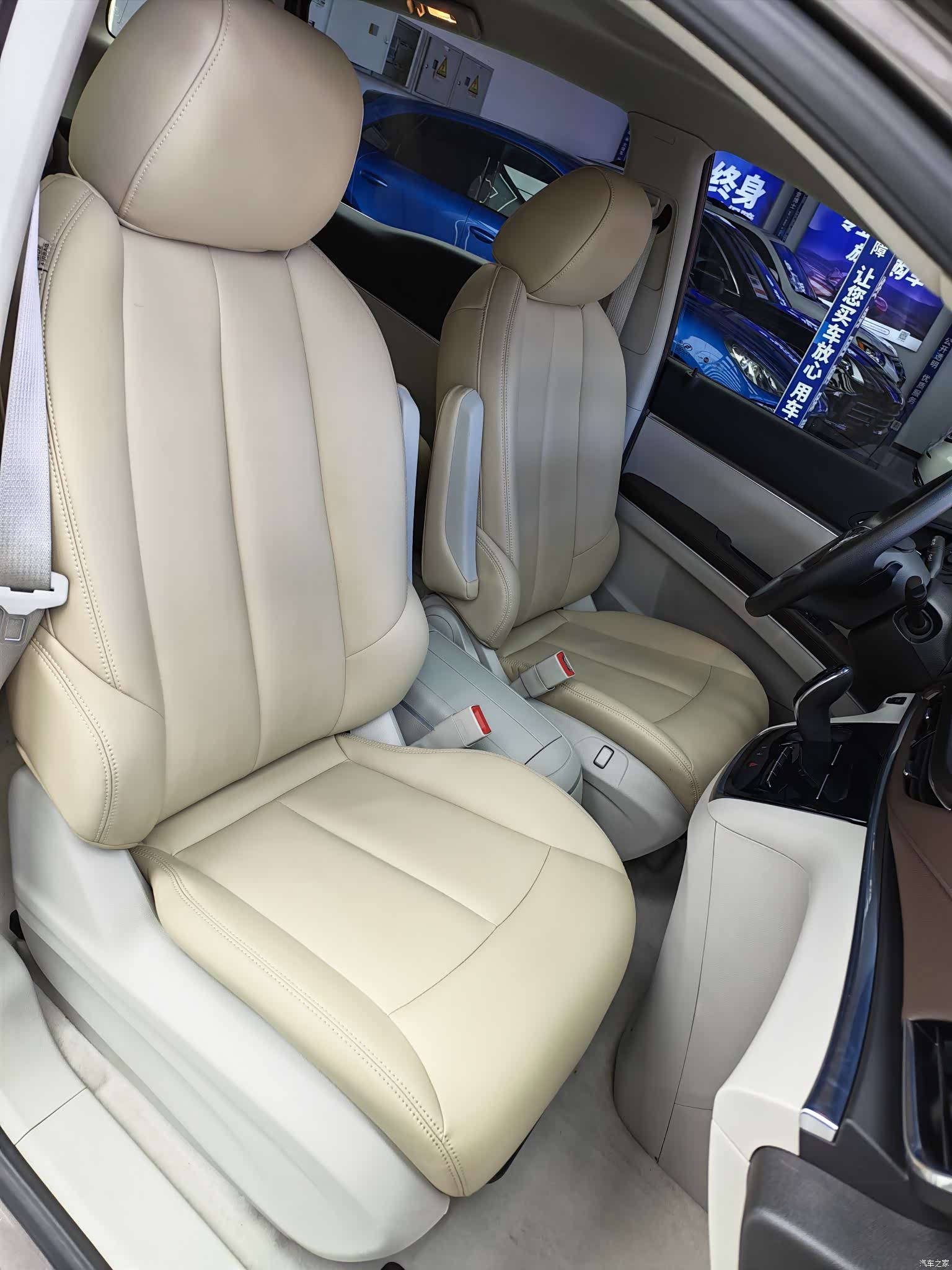 Buick GL8, 2024 9