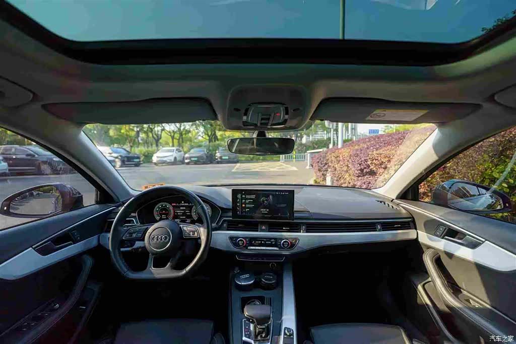 Audi A4L, 2022 11