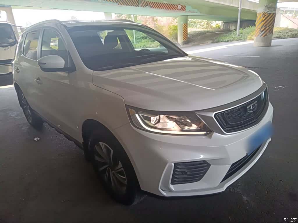 Geely X6, 2020 4
