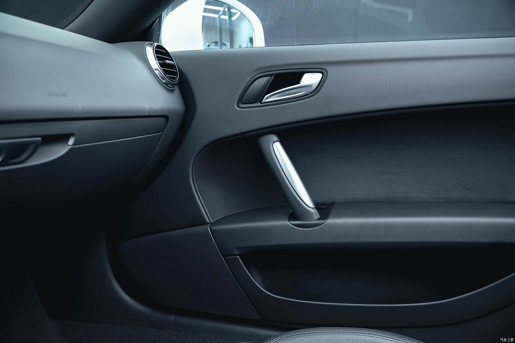Audi TT, 2013 19