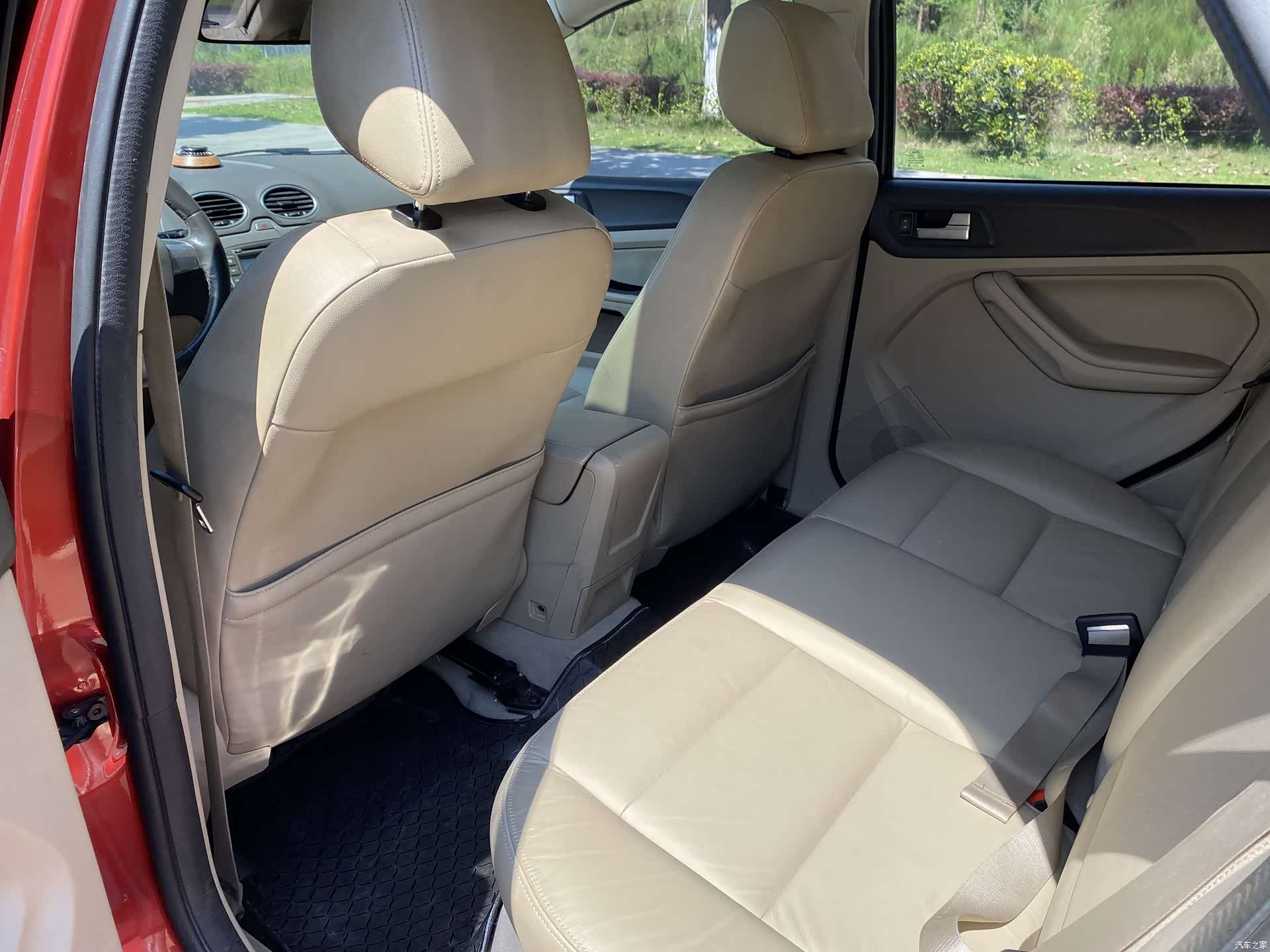 Ford Focus, 2014 14