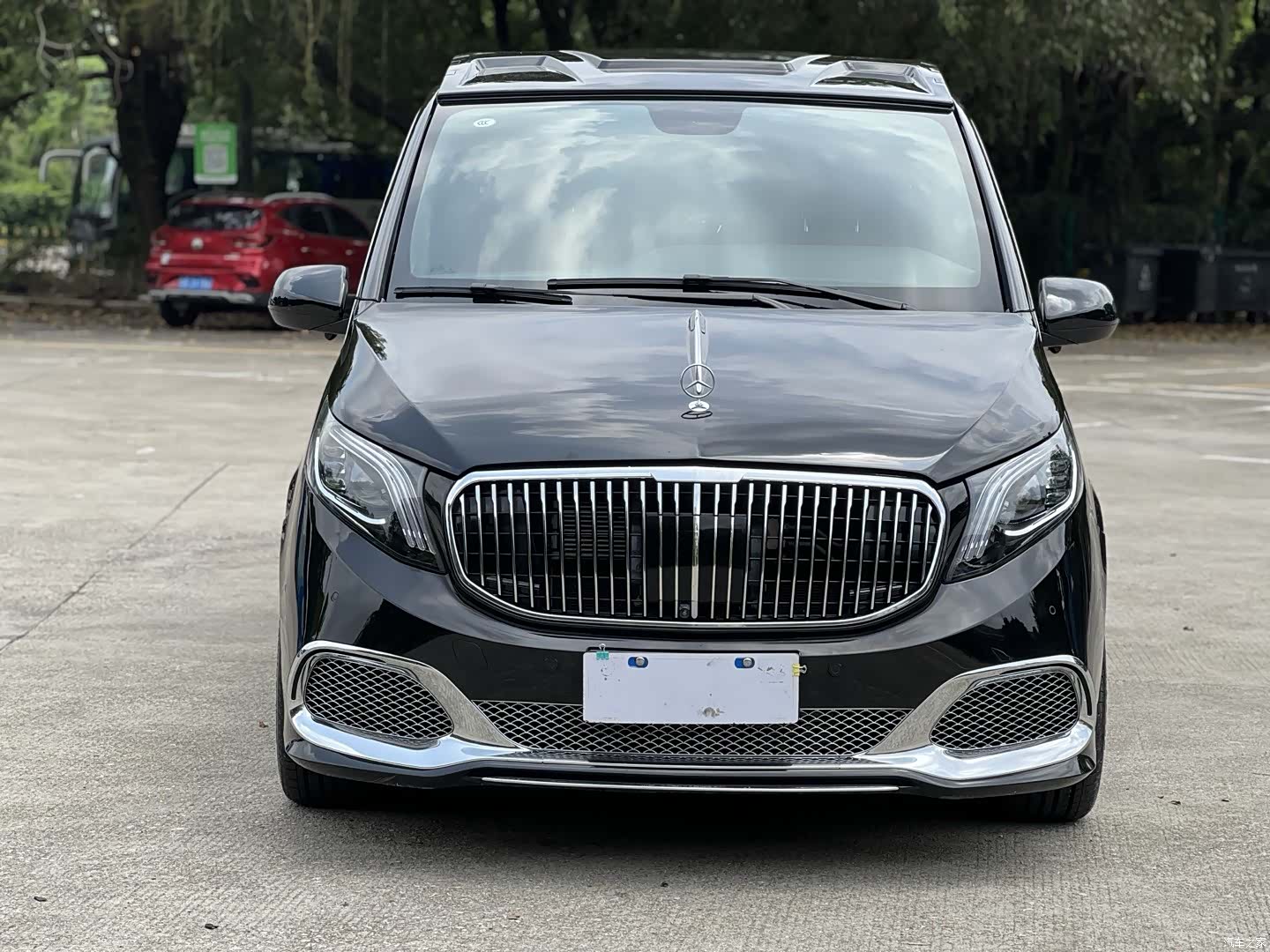 Mercedes-Benz 7, 2024 2