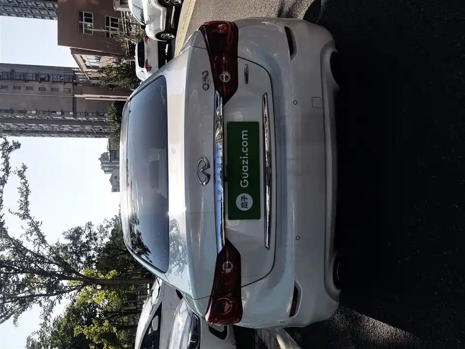 Infiniti Q50L Infiniti Q50L