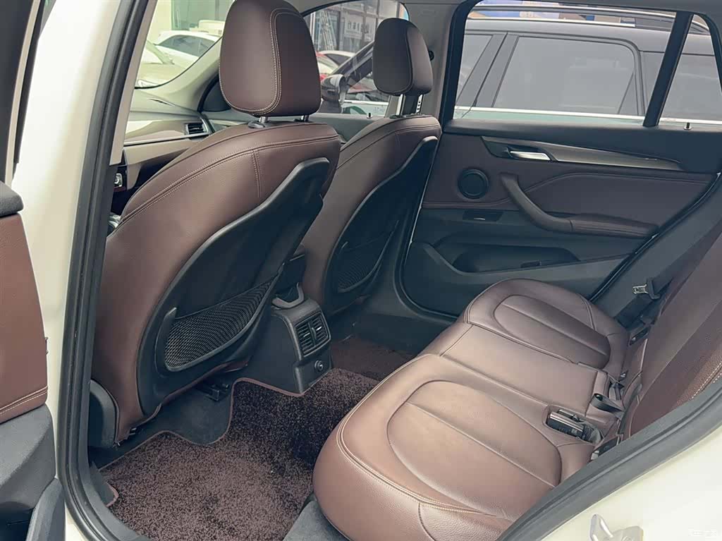 BMW X1, 2018 10