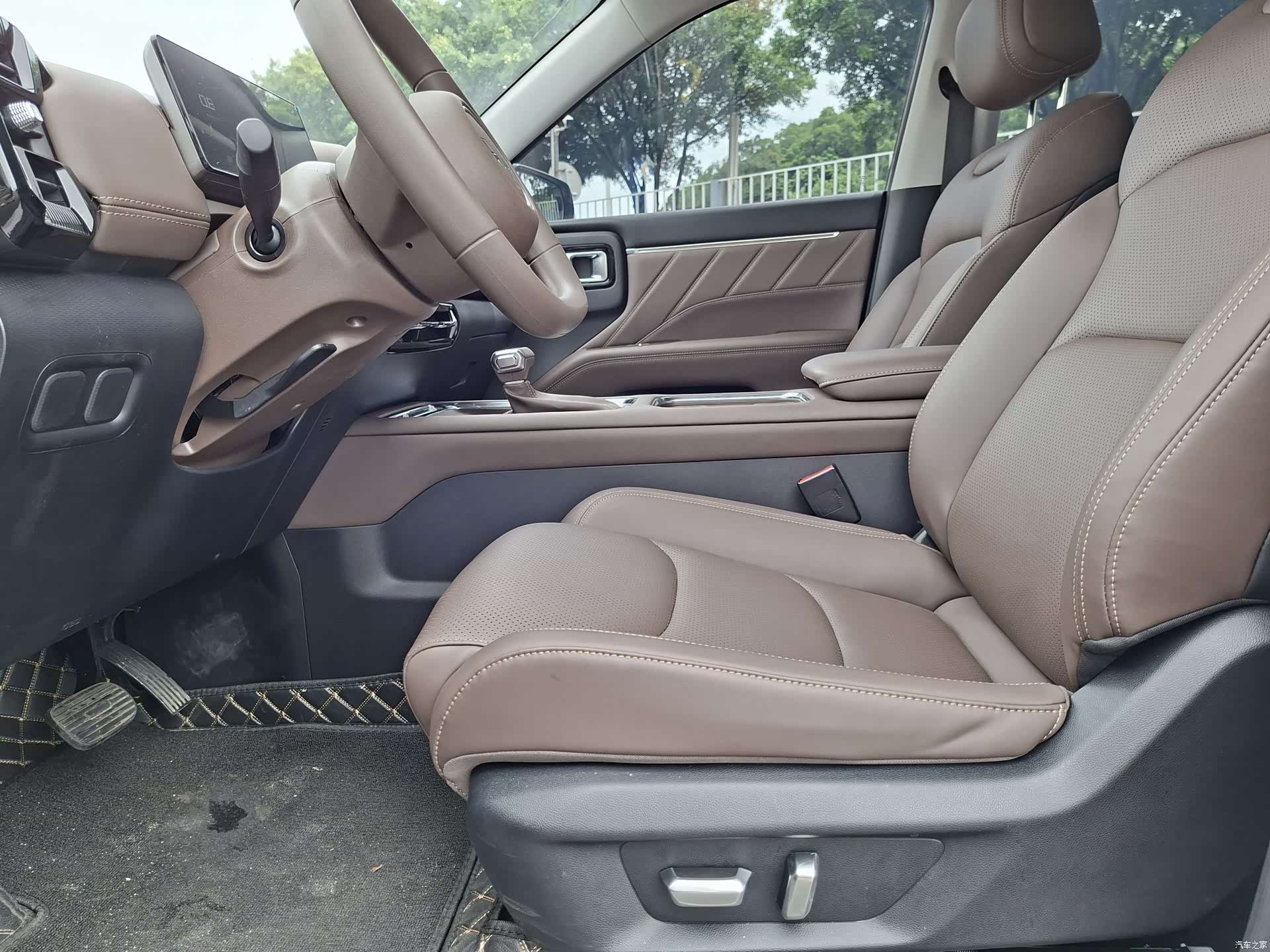 Wuling 560, 2026 9