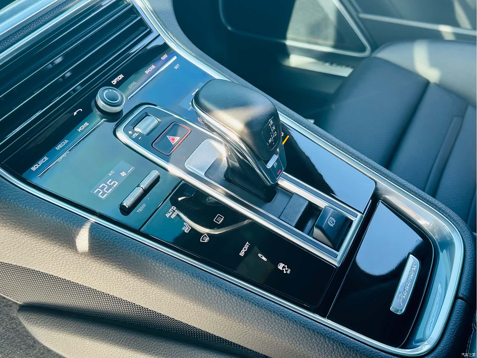 Porsche Panamera, 2018 15