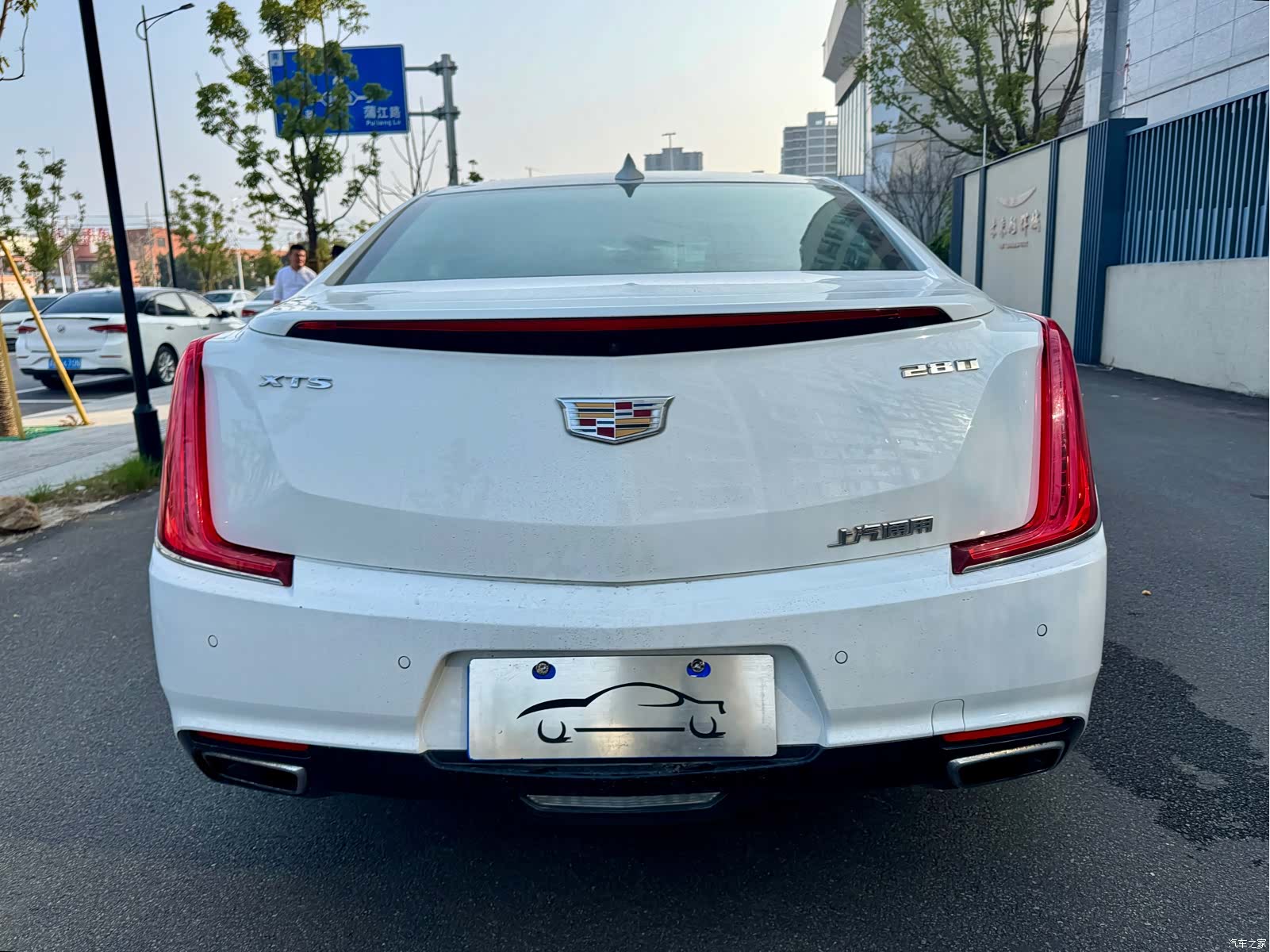 Cadillac XTS, 2019 13